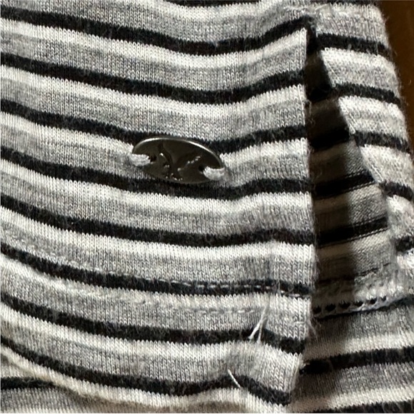 BUNDLE 2 Women’s Tops Medium - Picture 6 of 12